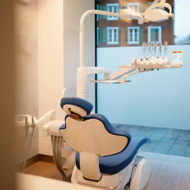 Zahnarzt Ennetbürgen und Buochs mit neuer, moderner Zahnarztpraxis | Zahnmedizin Ennetbürgen Zahnarzt Ennetbürgen und Buochs mit neuer, moderner Zahnarztpraxis | Zahnmedizin Ennetbürgen