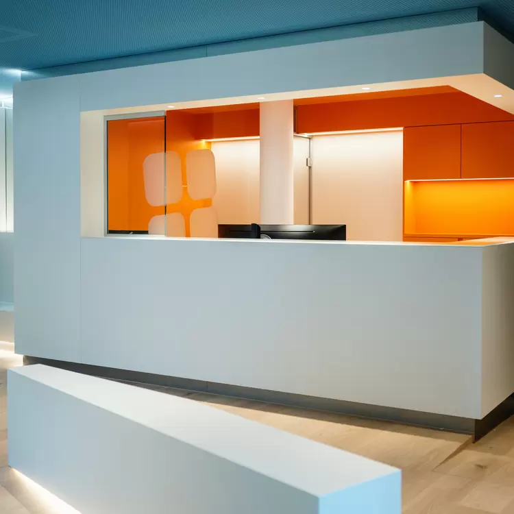 Zahnarzt Ennetbürgen und Buochs mit neuer, moderner Zahnarztpraxis | Zahnmedizin Ennetbürgen Zahnarzt Ennetbürgen und Buochs mit neuer, moderner Zahnarztpraxis | Zahnmedizin Ennetbürgen