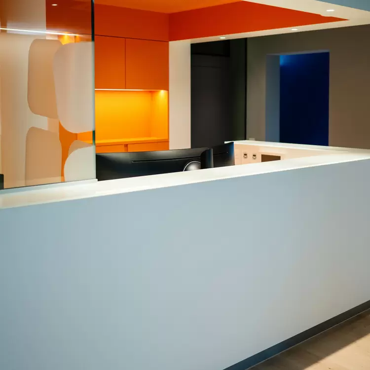 Zahnarzt Ennetbürgen und Buochs mit neuer, moderner Zahnarztpraxis | Zahnmedizin Ennetbürgen Zahnarzt Ennetbürgen und Buochs mit neuer, moderner Zahnarztpraxis | Zahnmedizin Ennetbürgen